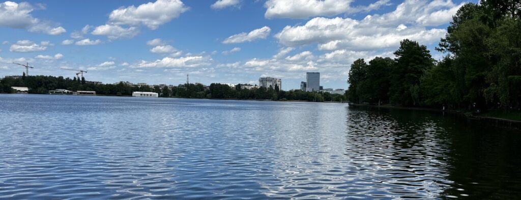 herastrau lake bucharest