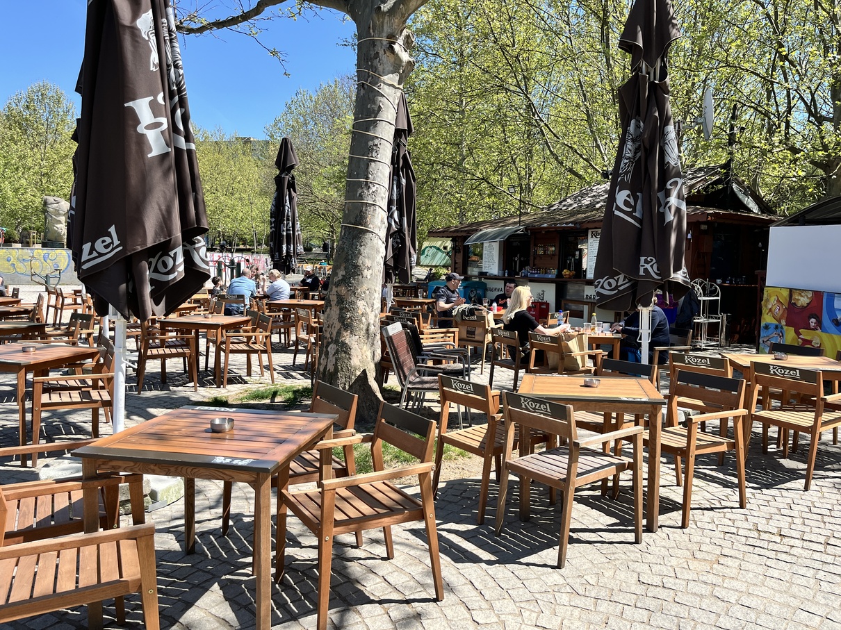 Open-air grill stand with mici and grilled meats at IOR Park, Bucharest